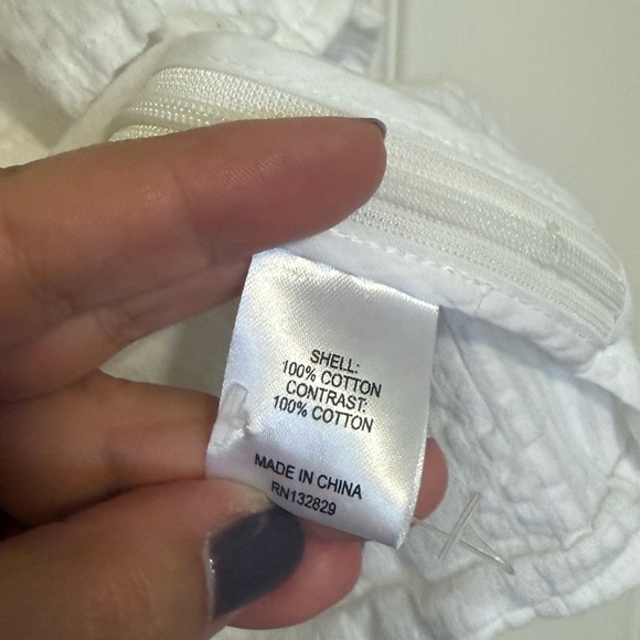 L'Academie REVOLVE brand The Coline Top White Button-Down Shirt- EUC- size S - Picture 9 of 9